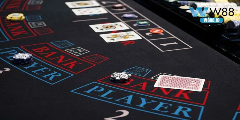 Giải thích ngắn về bài Baccarat - trò chơi hot nhất casino online